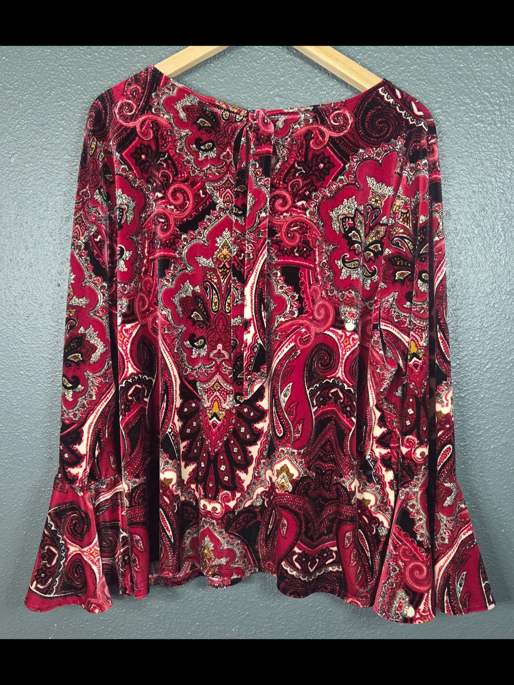 Chico's Velvet Paisley Bell Sleeve Blouse / Tunic Top Size 3 (XL) - Picture 2 of 9